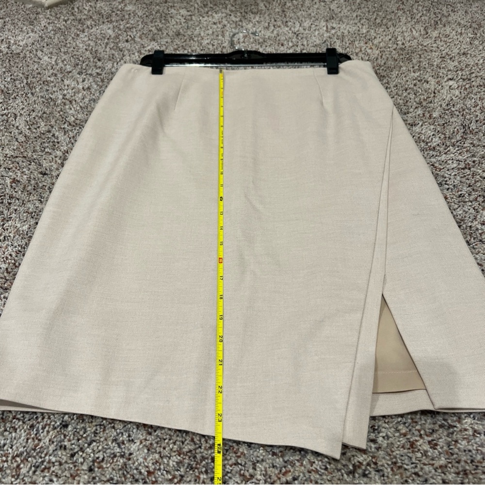 White House Black Market Tan Pencil Skirt Asymmetrical Slit - Picture 7 of 11